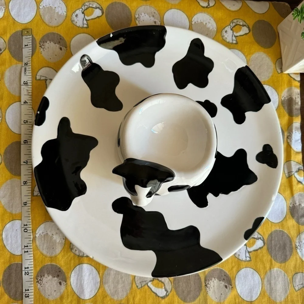Vintage 1993 black and white cow appetizer and dip tray and cup
